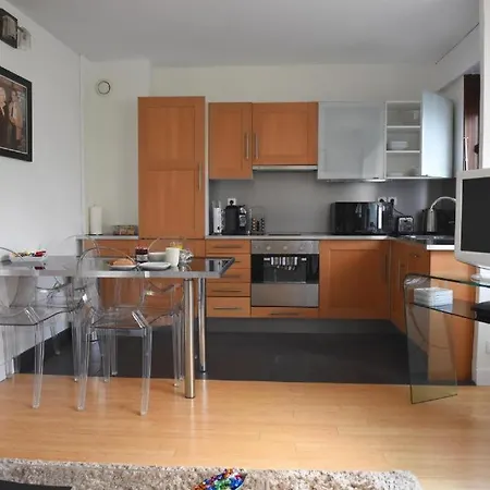 Short Appartamento Parigi